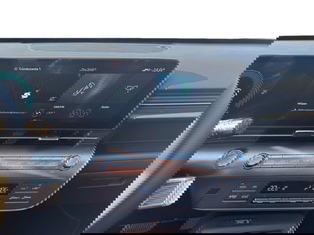 Hyundai Kona nuova a Lucca (15)