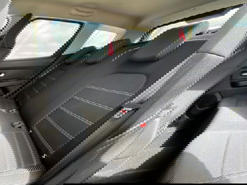 Dacia Duster usata a Ragusa (7)