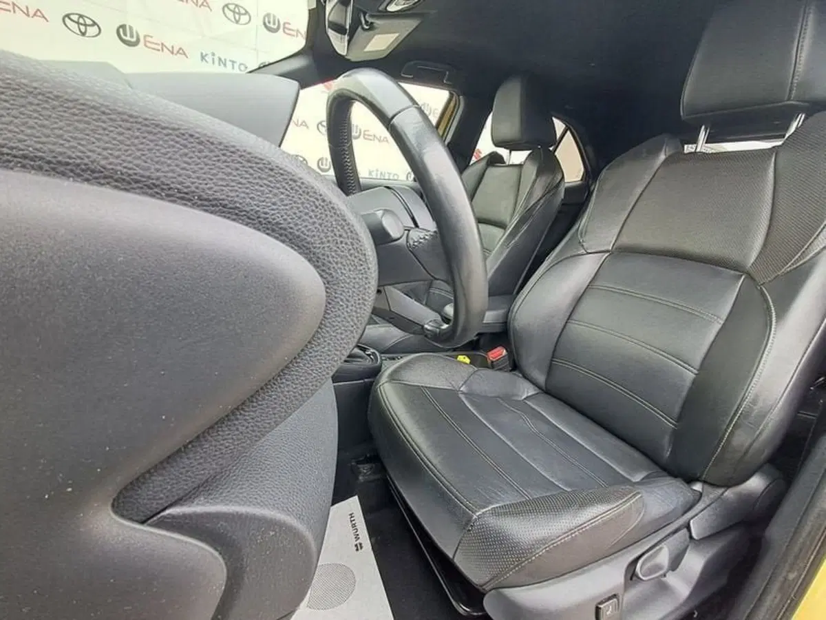 Toyota Yaris Cross usata a Cagliari (14)