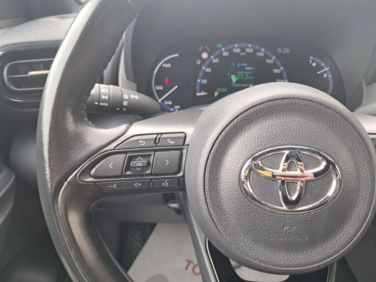Toyota Yaris Cross usata a Cagliari (16)