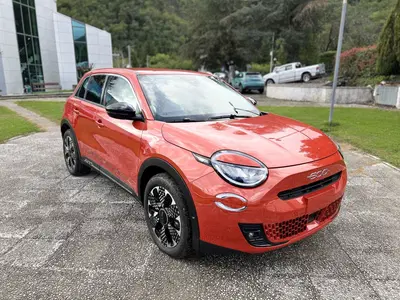 Fiat 600e 54kWh La Prima del 2024 usata a La Spezia