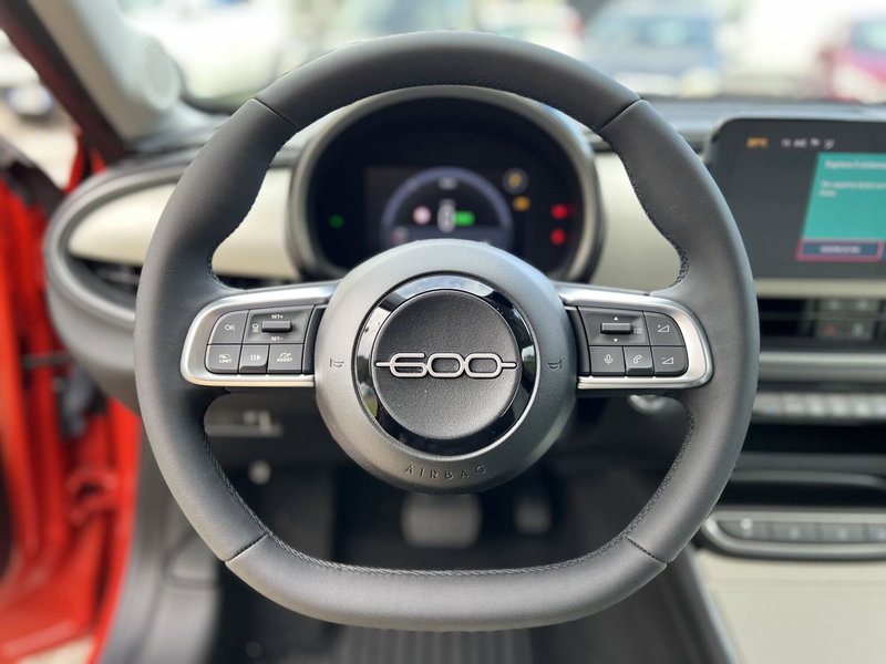 Fiat 600e usata a La Spezia (12)