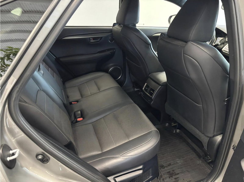 Lexus NX usata a Bologna (11)