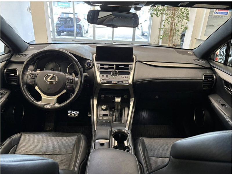 Lexus NX usata a Bologna (12)