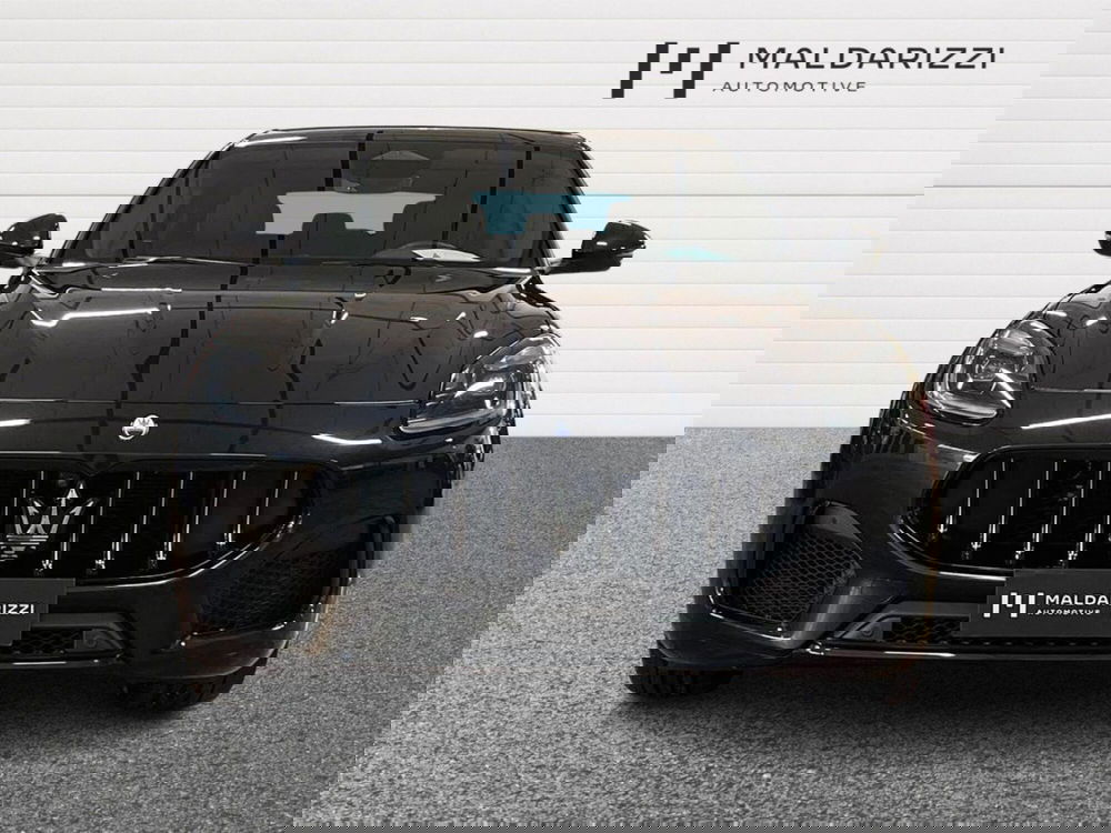 Maserati Grecale usata a Bari (2)