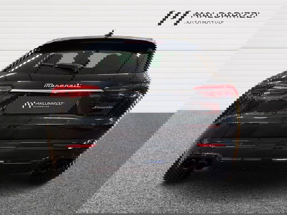 Maserati Grecale usata a Bari (3)