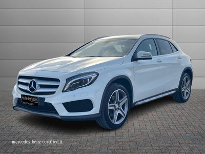 Mercedes-Benz GLA SUV 220 d Automatic Premium del 2017 usata a Bari