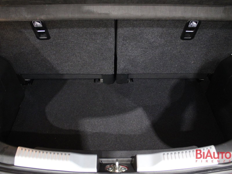 Suzuki Ignis usata a Firenze (8)