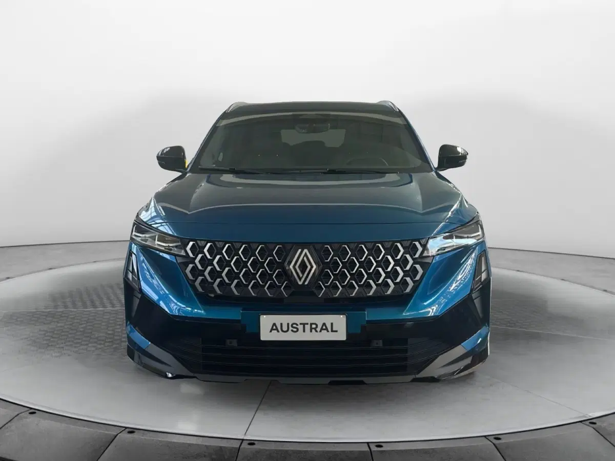 Renault Austral nuova a Napoli (2)