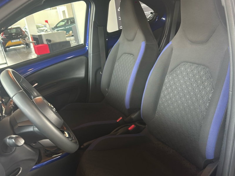 Toyota Aygo X usata a Napoli (10)