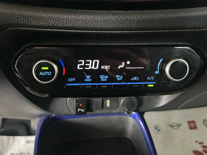 Toyota Aygo X usata a Napoli (16)