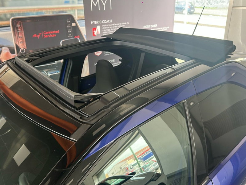 Toyota Aygo X usata a Napoli (17)