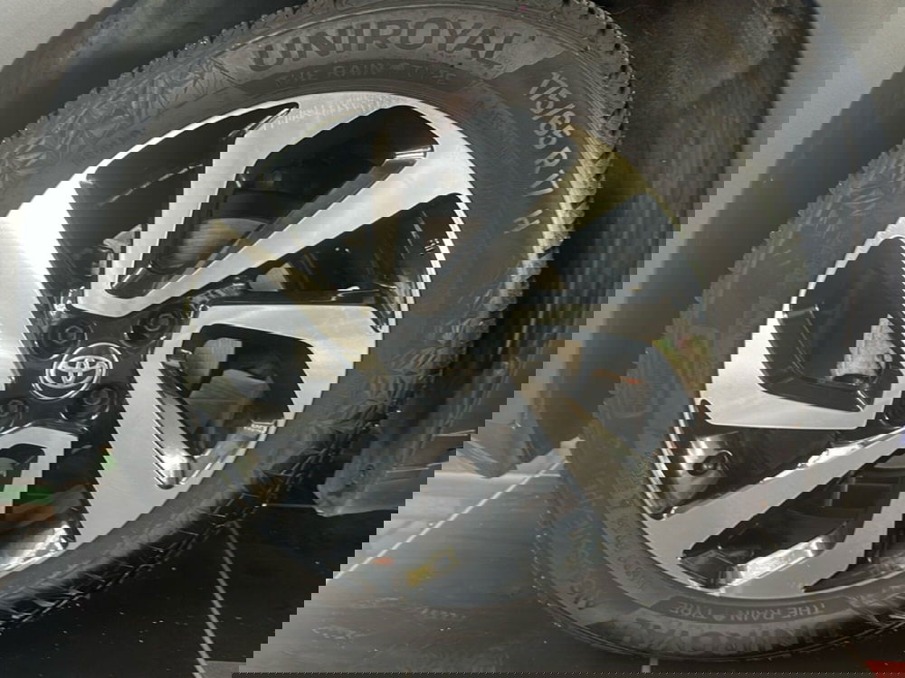 Toyota Aygo X usata a Napoli (9)