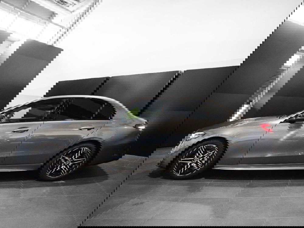 Mercedes-Benz Classe C nuova a Macerata (4)