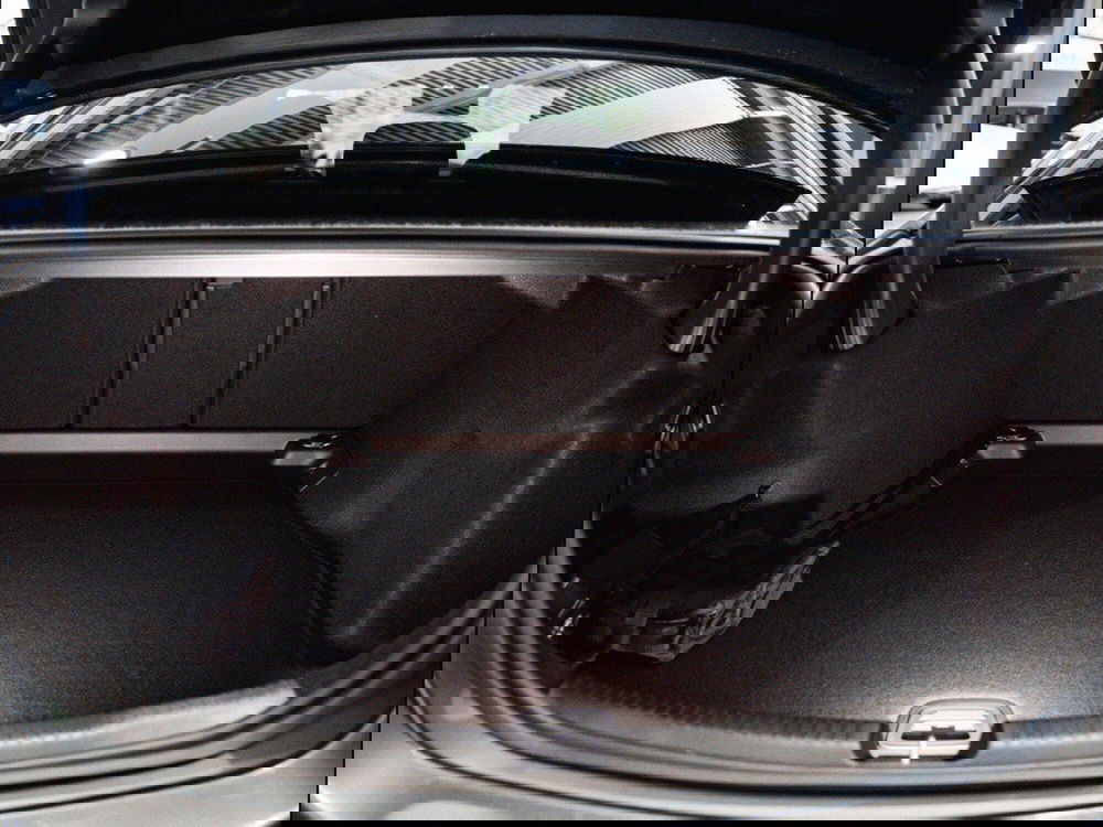 Mercedes-Benz Classe C nuova a Macerata (7)