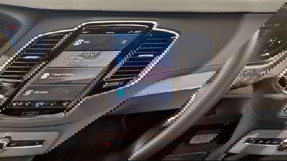 Volvo XC90 usata a Como (11)