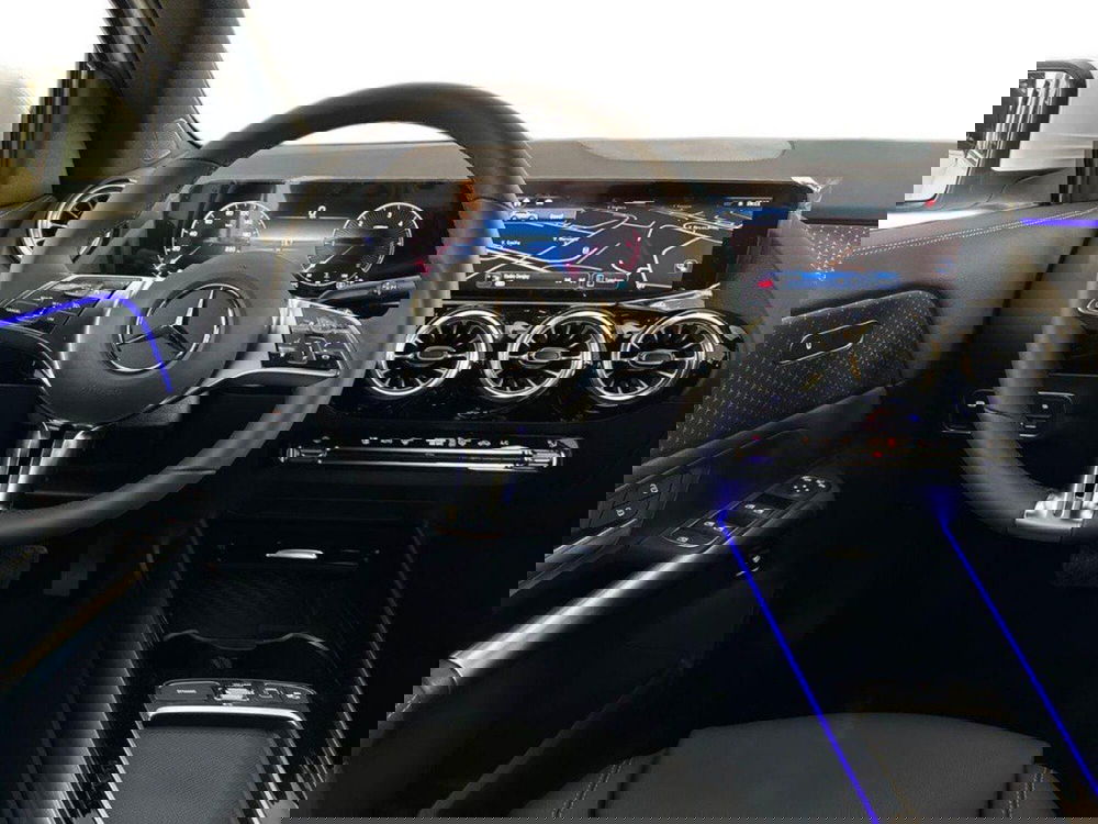 Mercedes-Benz GLA SUV nuova a Rimini (10)