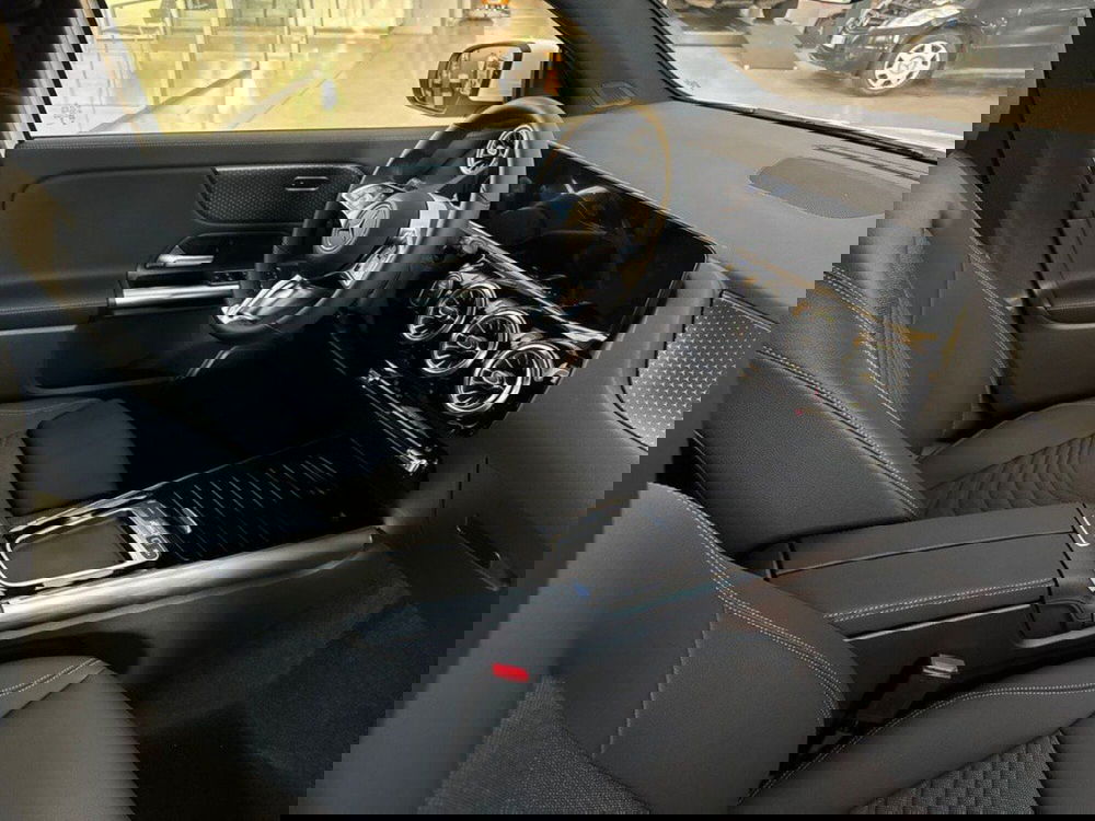 Mercedes-Benz GLA SUV nuova a Rimini (14)