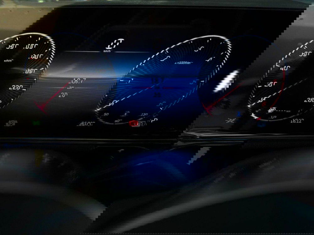 Mercedes-Benz GLA SUV nuova a Rimini (9)