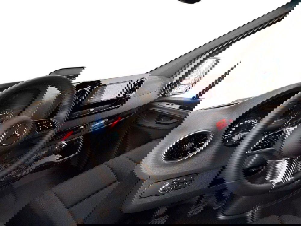 Mercedes-Benz Sprinter nuova a Rimini (10)