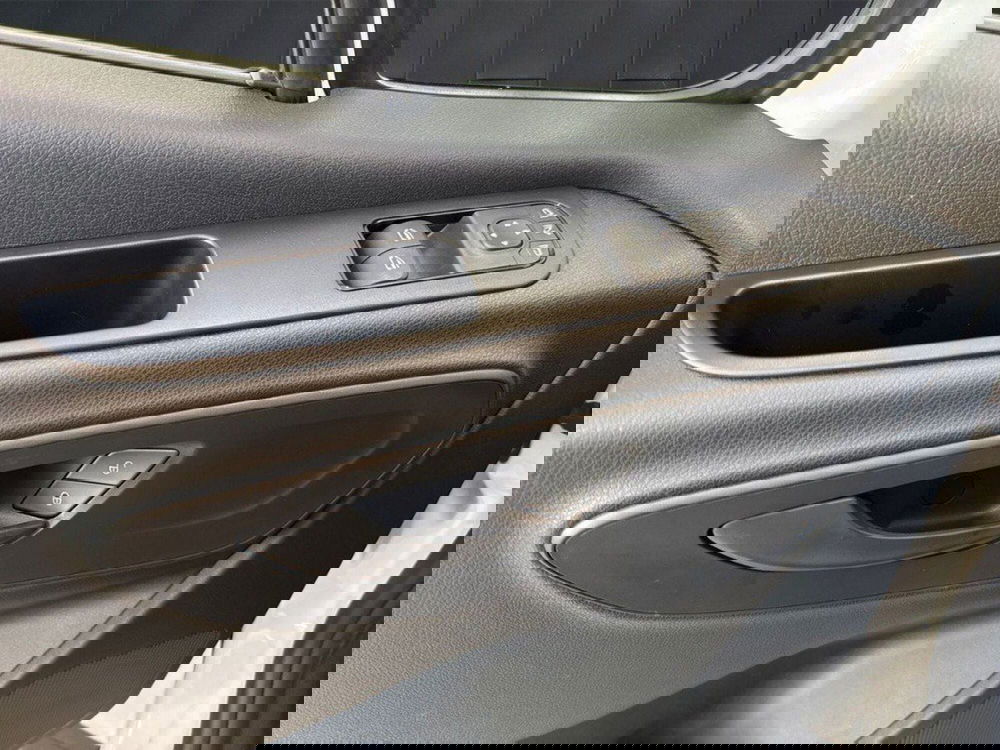 Mercedes-Benz Sprinter nuova a Rimini (17)