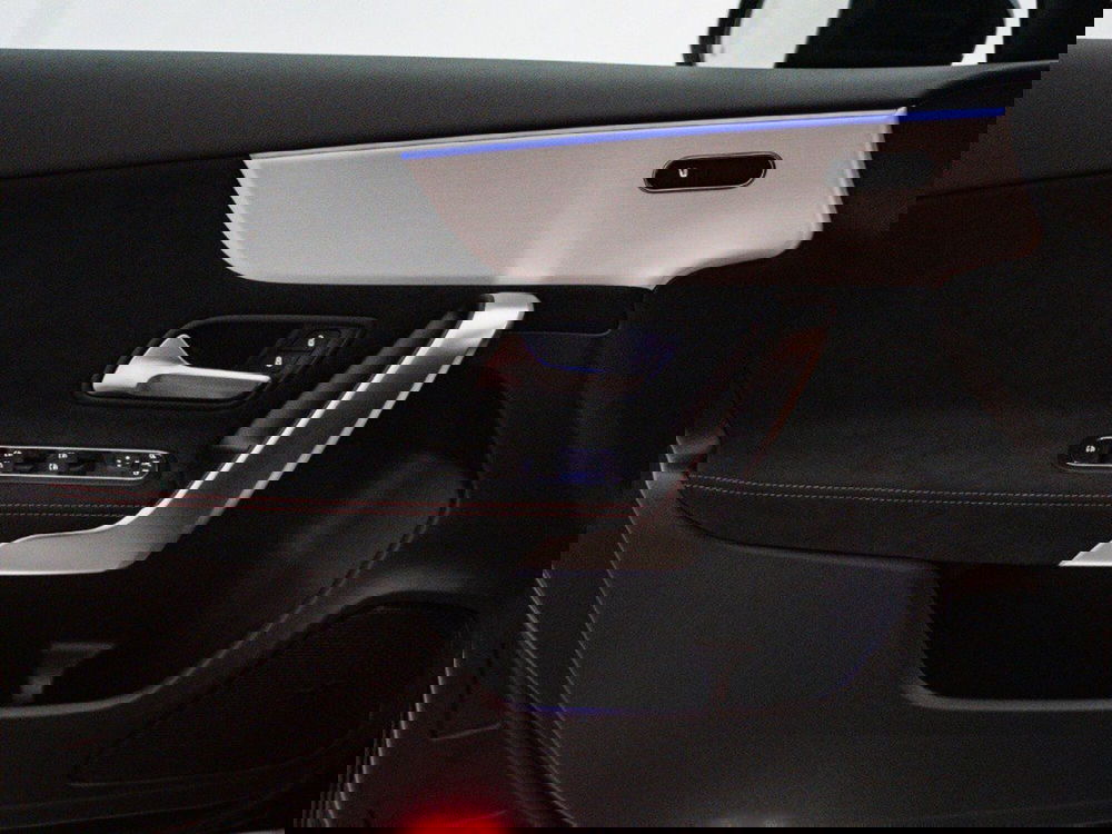 Mercedes-Benz Classe A Sedan nuova a Macerata (12)