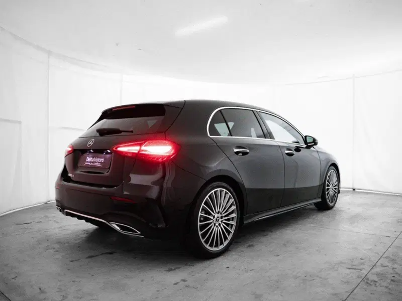 Mercedes-Benz Classe A Sedan nuova a Macerata (5)
