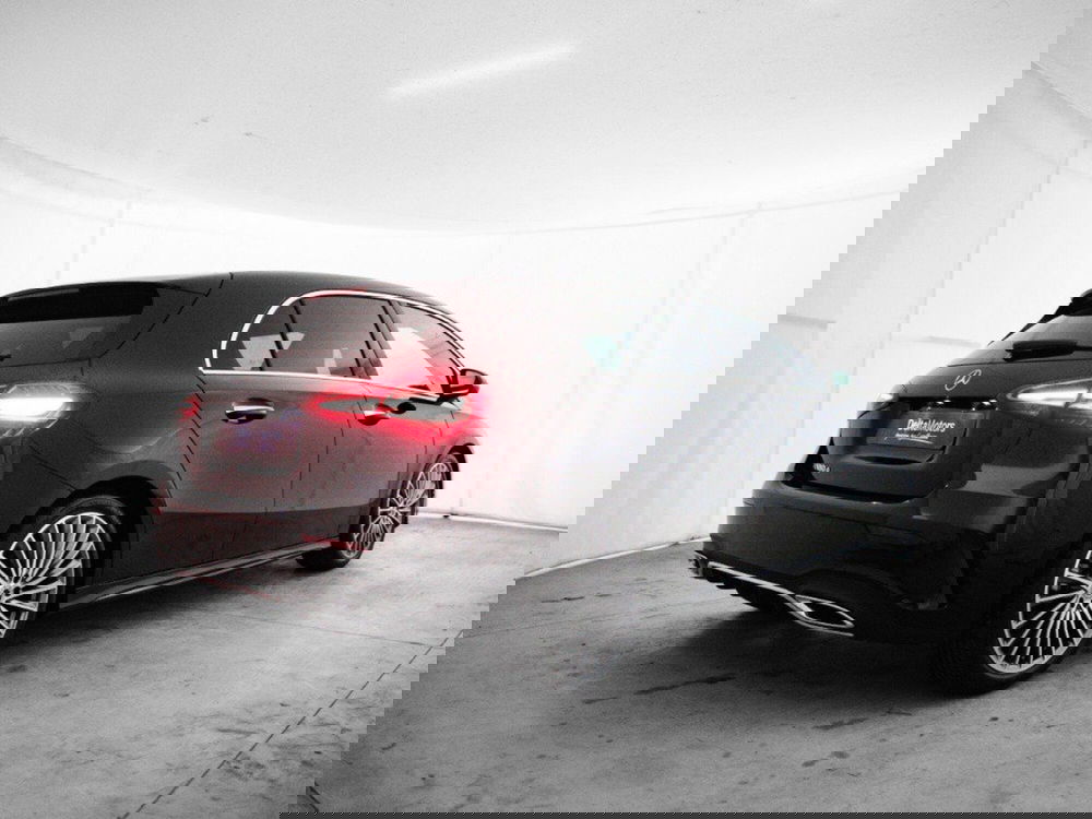 Mercedes-Benz Classe A Sedan nuova a Macerata (5)