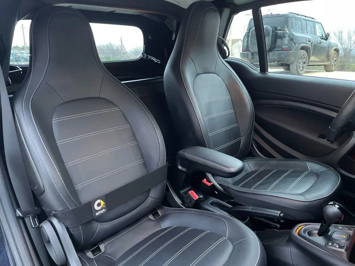 smart Fortwo Cabrio usata a Macerata (14)
