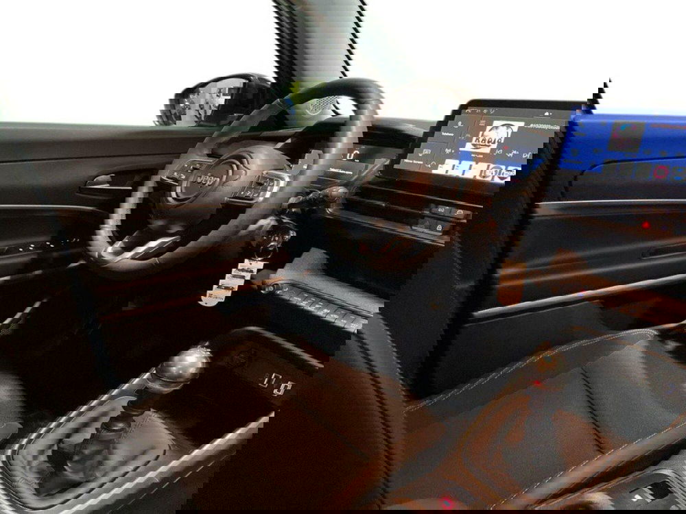 Jeep Avenger usata a Macerata (12)