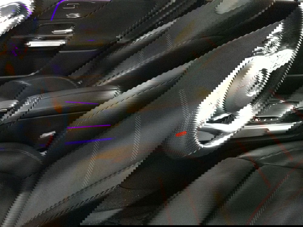 Mercedes-Benz GLB usata a Caserta (11)