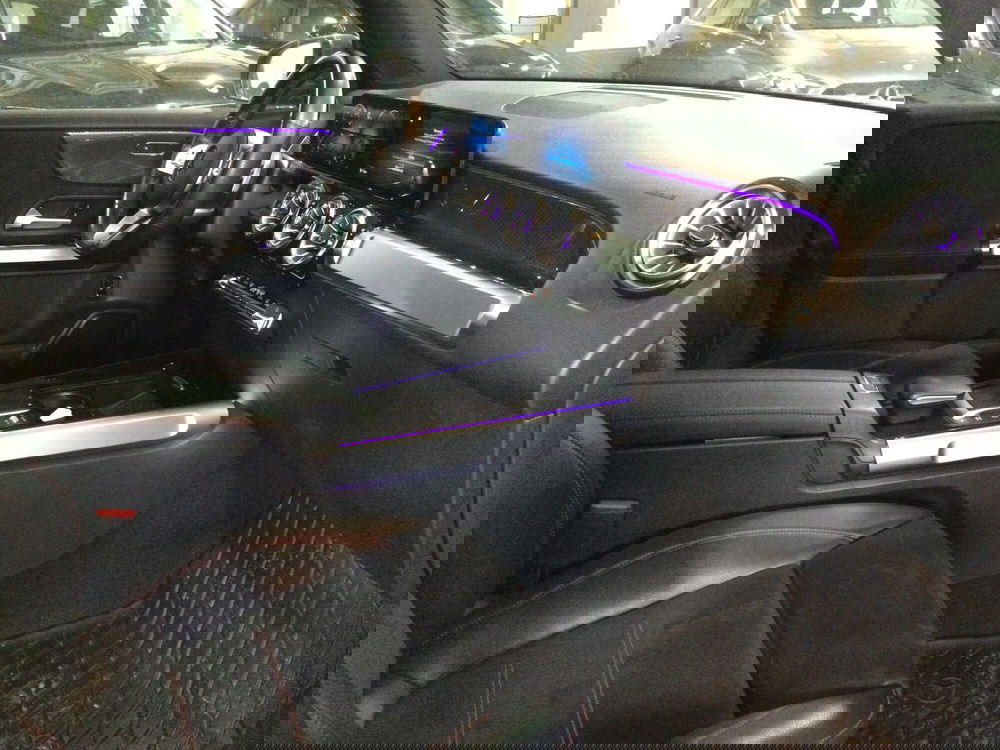 Mercedes-Benz GLB usata a Caserta (12)