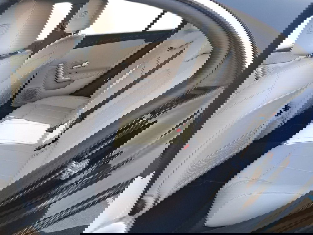 Mercedes-Benz CLA Shooting Brake usata a Salerno (11)