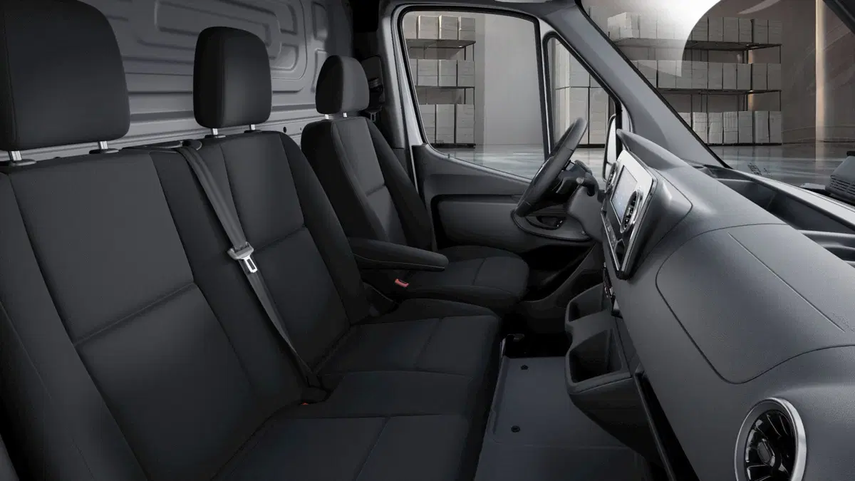 Mercedes-Benz Sprinter nuova a Milano (8)