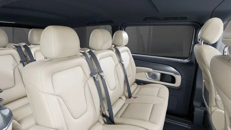 Mercedes-Benz Classe V nuova a Milano (7)
