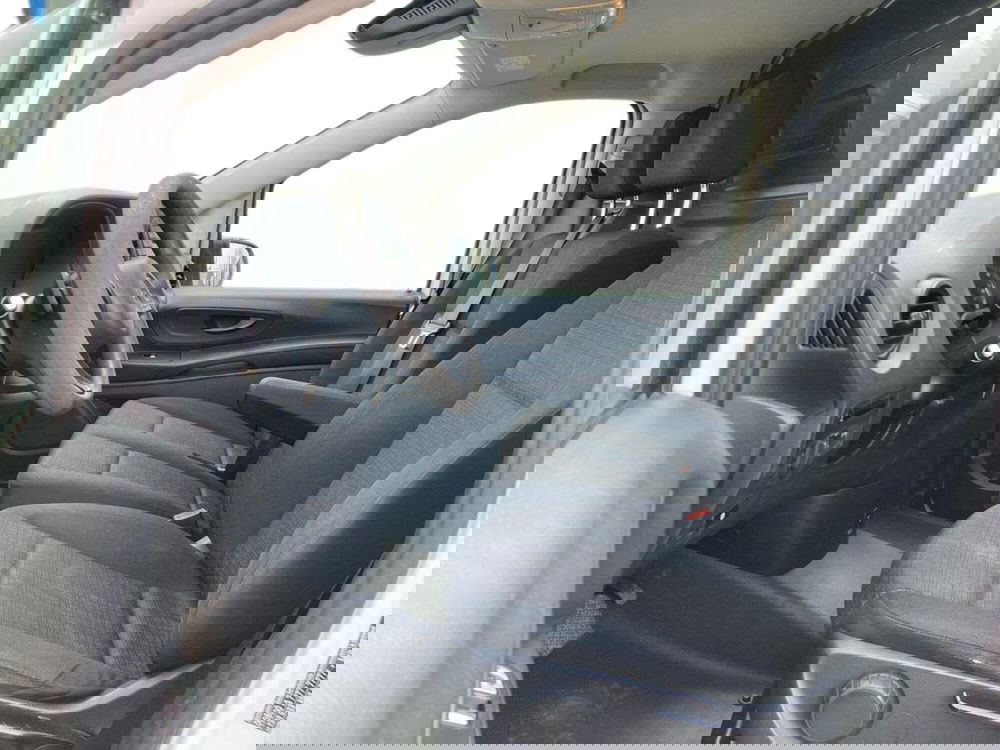 Mercedes-Benz Vito usata a Milano (10)