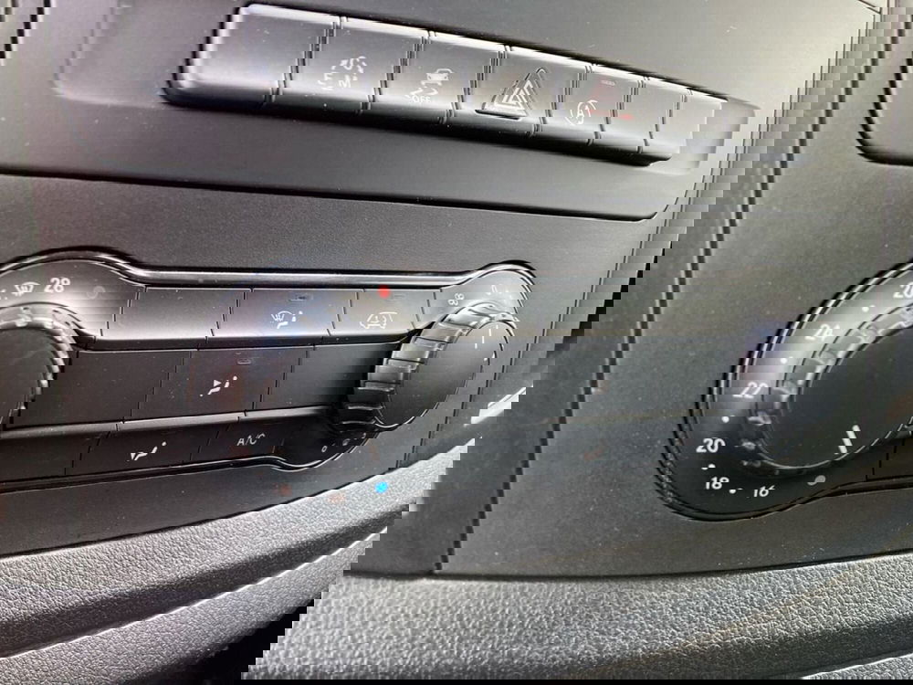 Mercedes-Benz Vito usata a Milano (14)