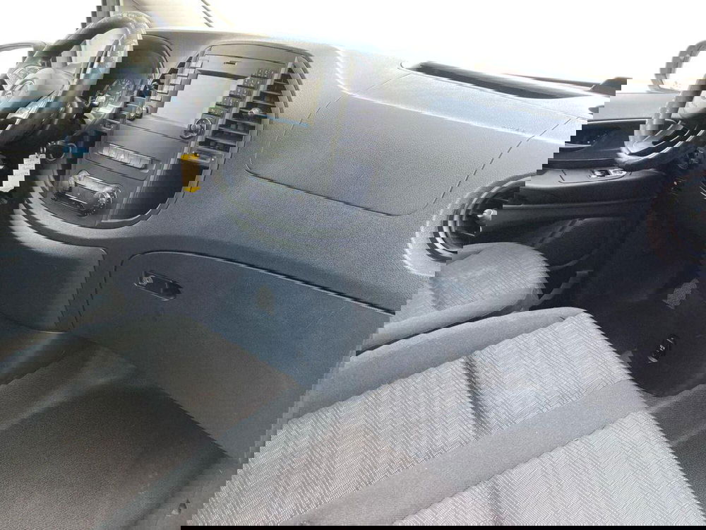 Mercedes-Benz Vito usata a Milano (15)