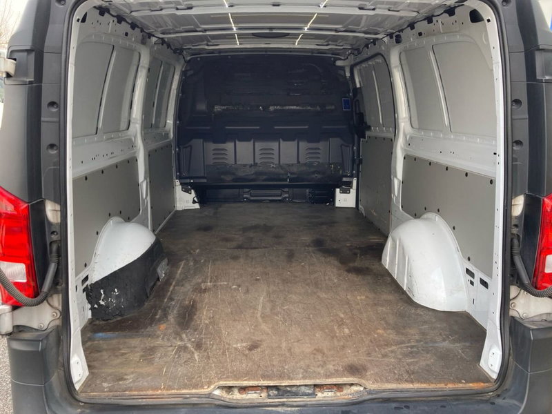 Mercedes-Benz Vito usata a Milano (8)