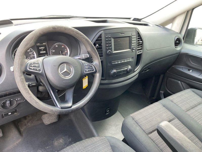 Mercedes-Benz Vito usata a Milano (9)