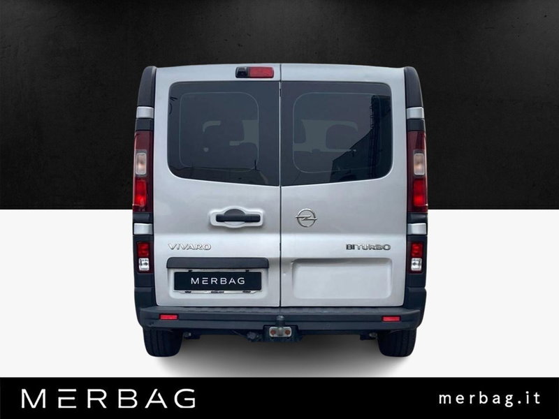 Opel Vivaro Furgone usata a Milano (4)