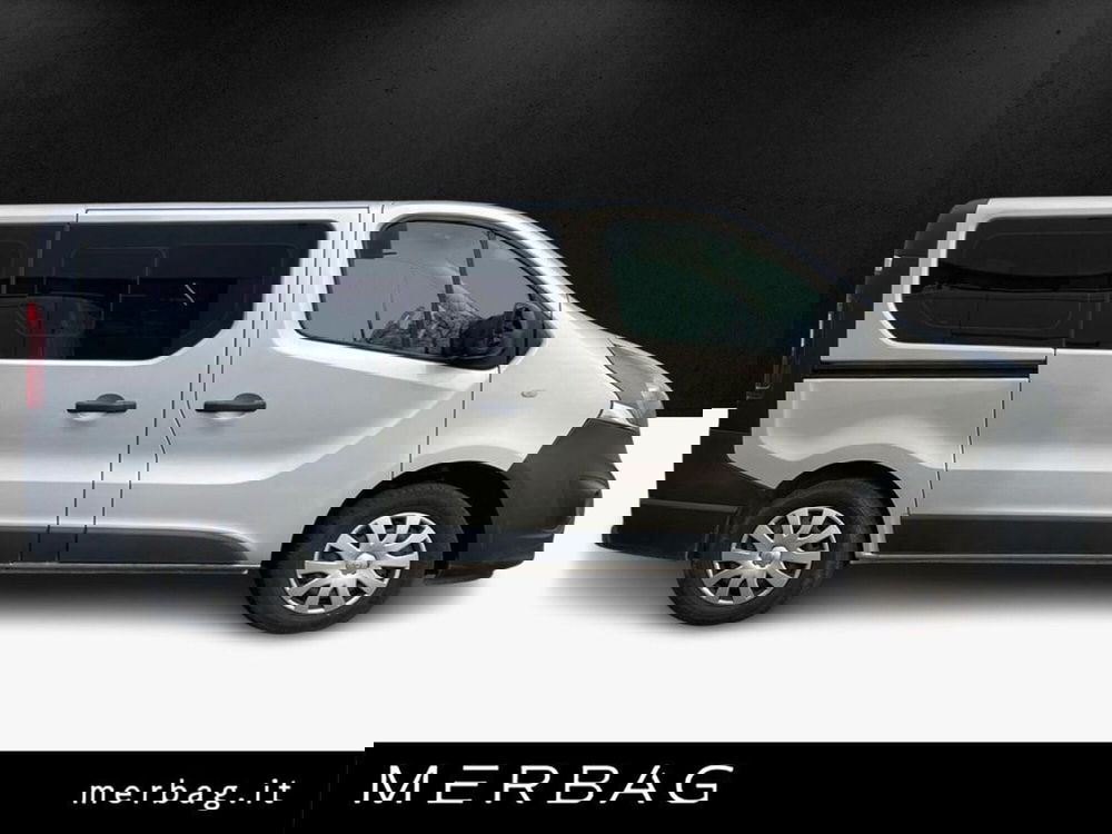 Opel Vivaro Furgone usata a Milano (5)