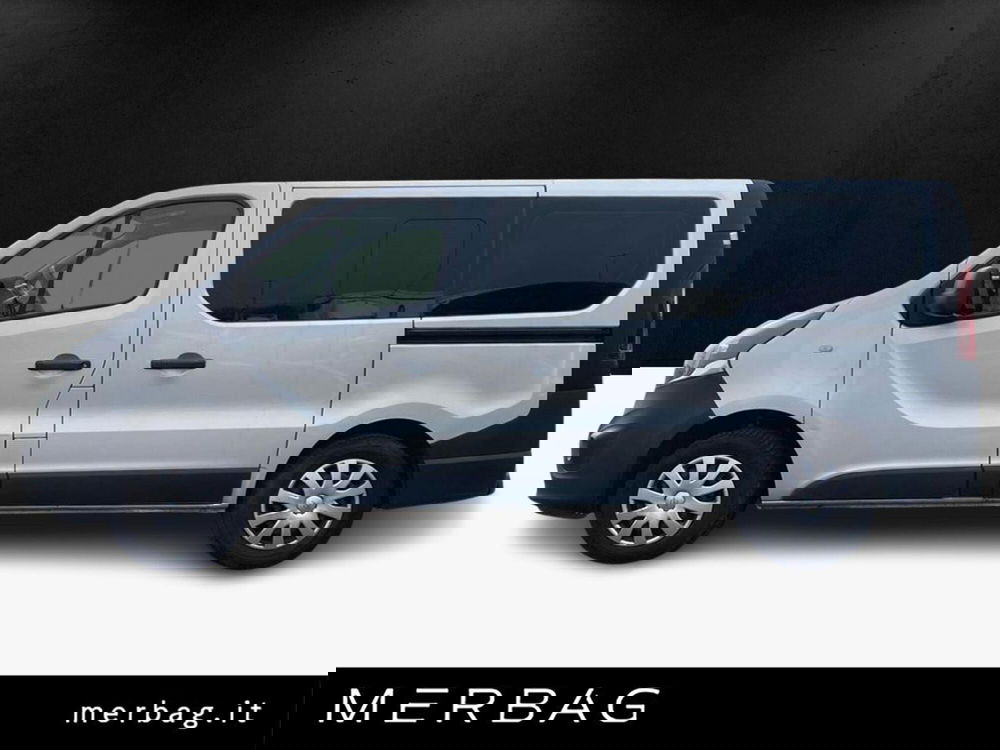 Opel Vivaro Furgone usata a Milano (6)