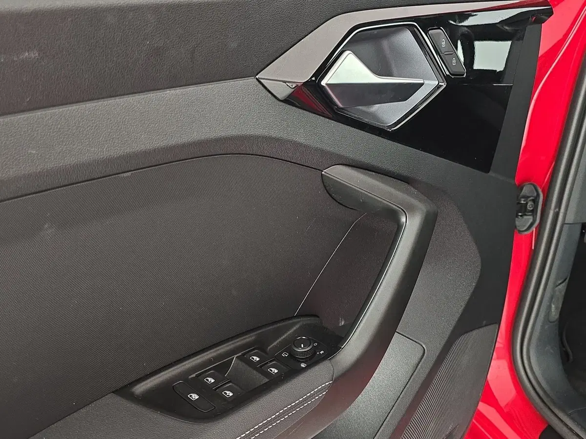 Audi A1 allstreet usata a Cuneo (15)