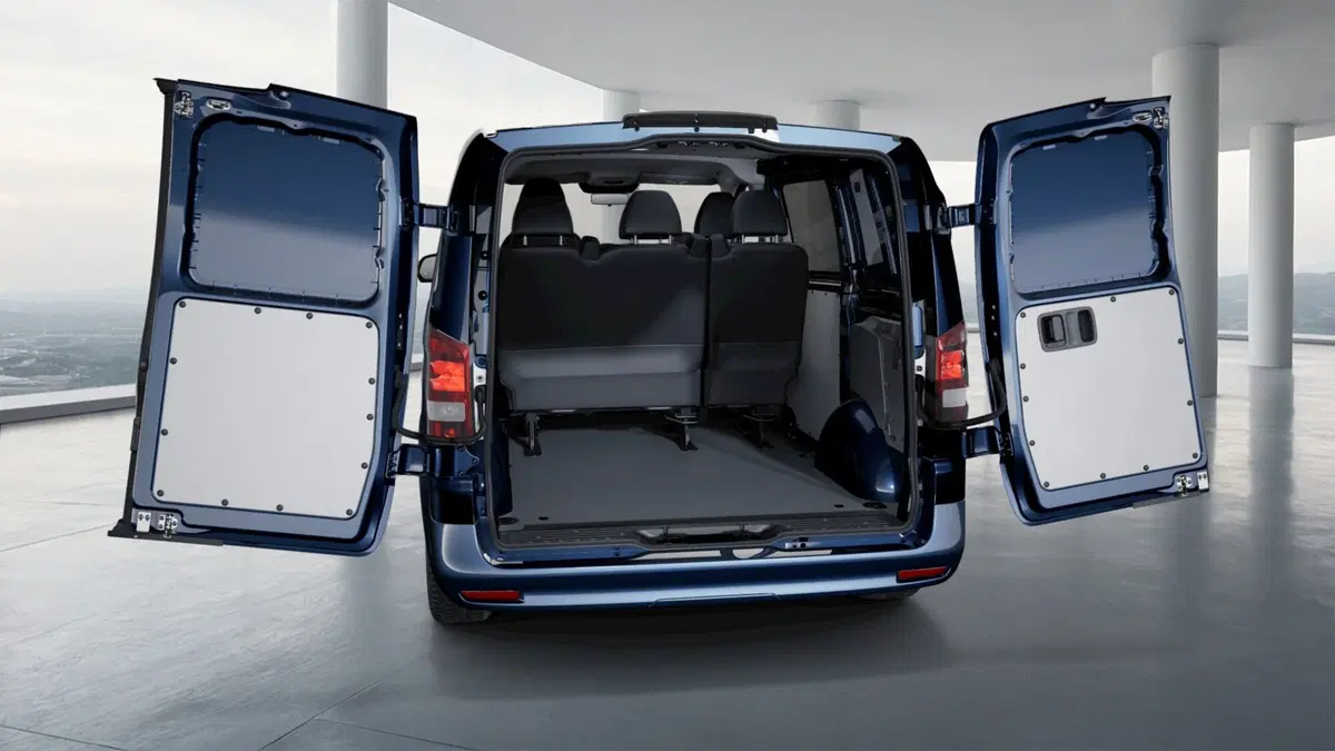 Mercedes-Benz Vito nuova a Milano (8)