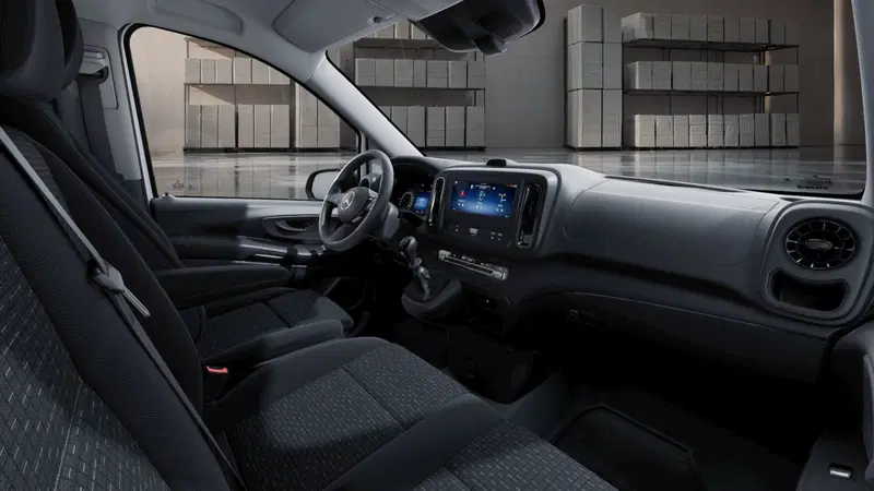 Mercedes-Benz Vito nuova a Milano (6)