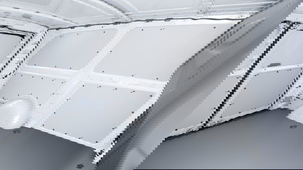 Mercedes-Benz Vito nuova a Milano (7)