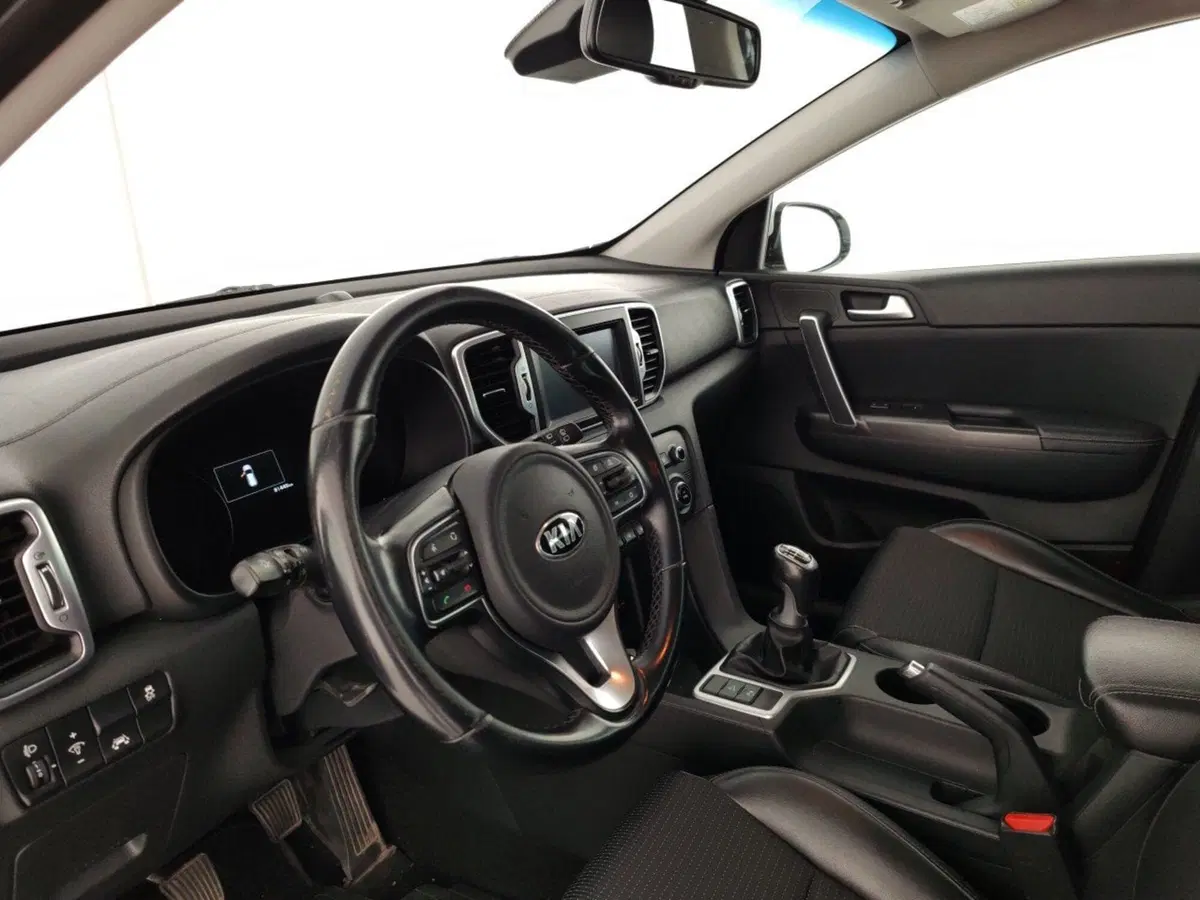Kia Sportage usata a Massa-Carrara (8)