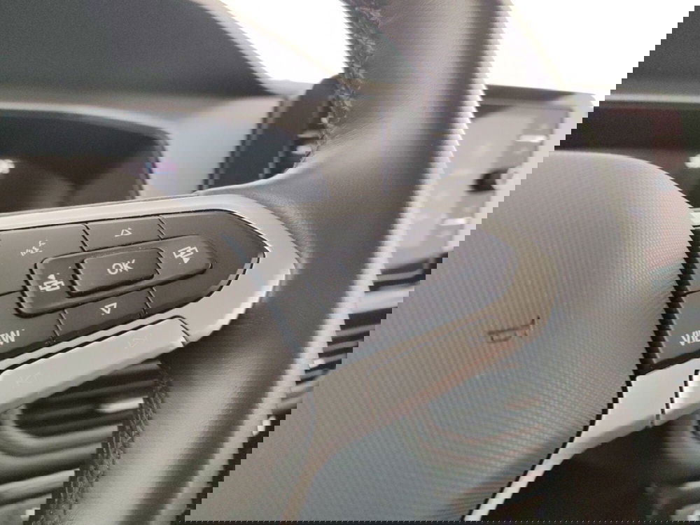 Volkswagen T-Cross usata a Massa-Carrara (13)