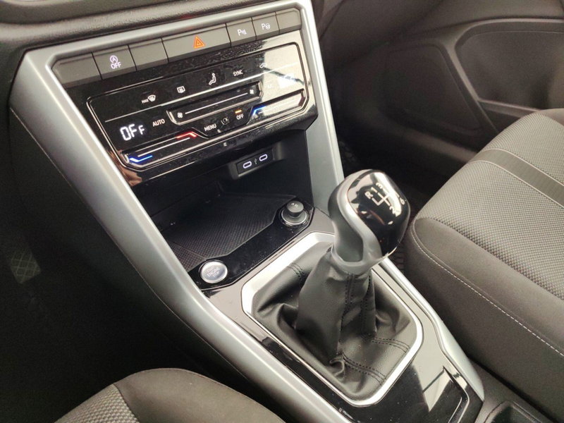 Volkswagen T-Roc Cabrio usata a Massa-Carrara (12)